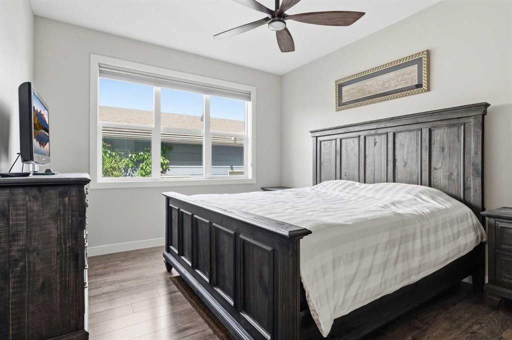 237 Mahogany Parade Se, Calgary, AB