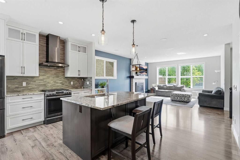 237 Mahogany Parade Se, Calgary, AB