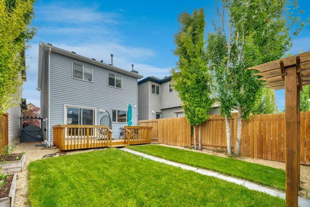 175 Prestwick Villas Se, Calgary, AB - Outdoor With Deck Patio Veranda