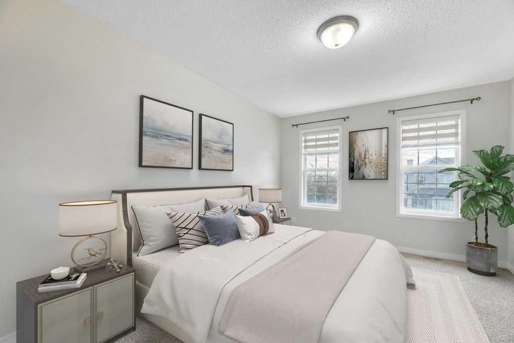 175 Prestwick Villas Se, Calgary, AB - Indoor Photo Showing Bedroom