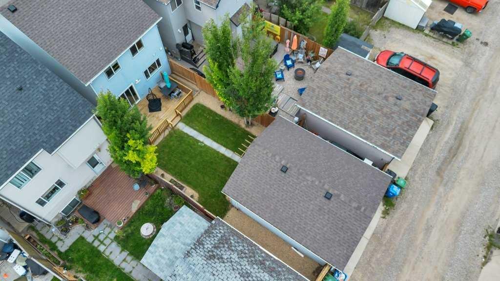 175 Prestwick Villas Se, Calgary, AB - Outdoor
