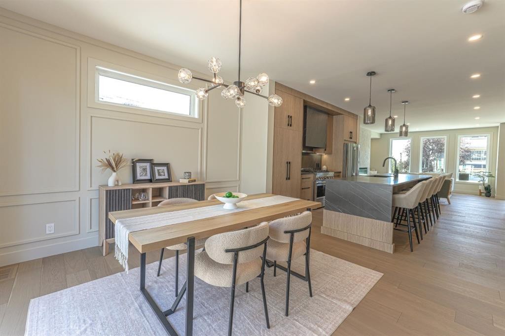 147 Heston Street Nw, Calgary, AB - Indoor Photo Showing Dining Room