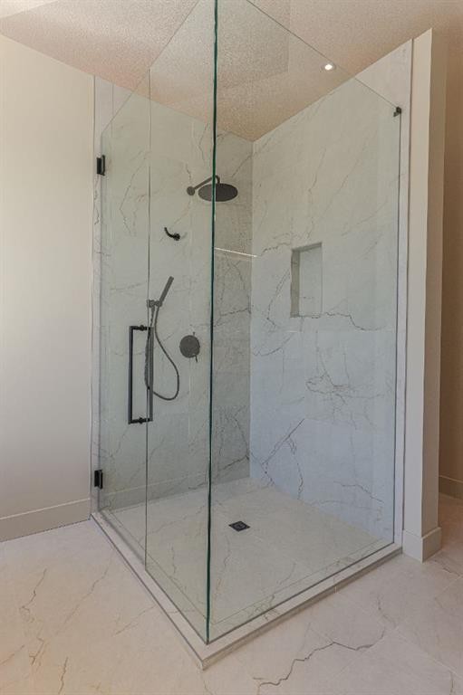 147 Heston Street Nw, Calgary, AB - Indoor Photo Showing Bathroom