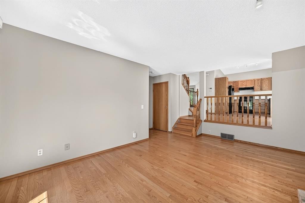 192 Riverbend Drive Se, Calgary, AB - Indoor Photo Showing Other Room