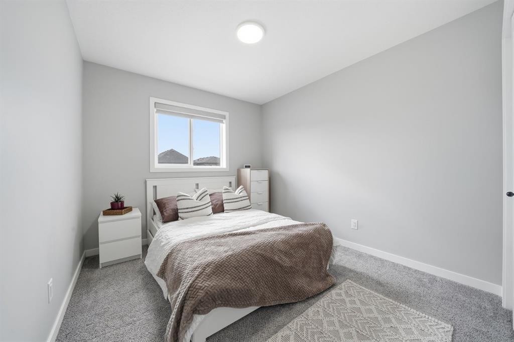 623 Savanna Crescent Ne, Calgary, AB - Indoor Photo Showing Bedroom