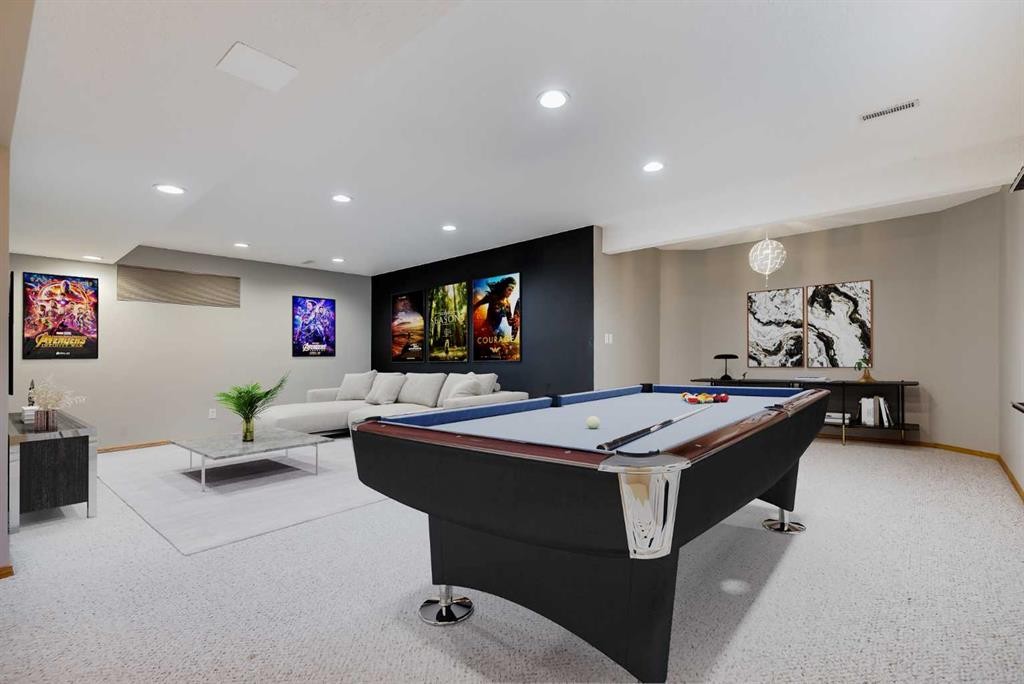 249 Scotia Point Nw, Calgary, AB - Indoor Photo Showing Other Room