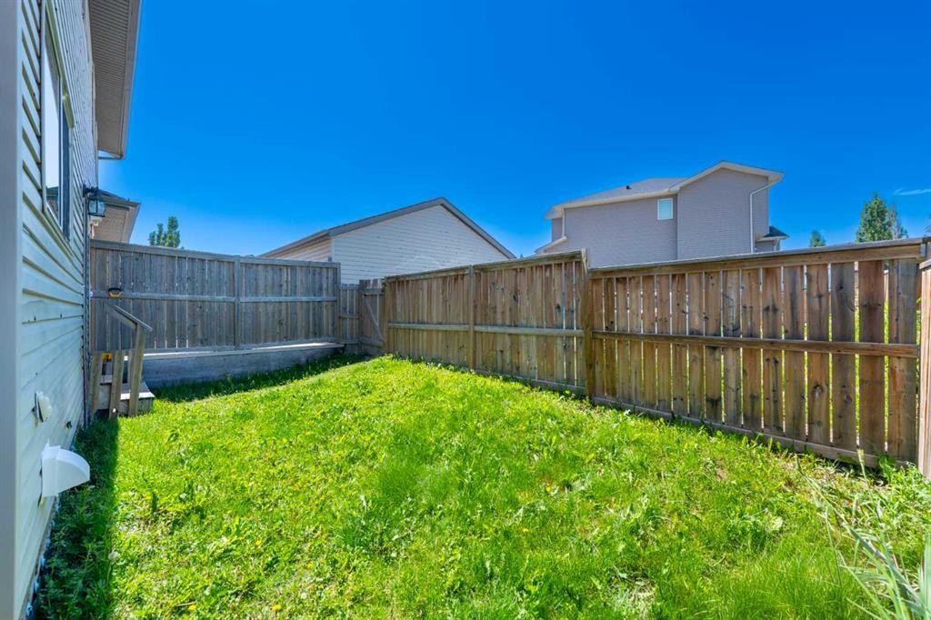 7 Panora Square Nw, Calgary, AB