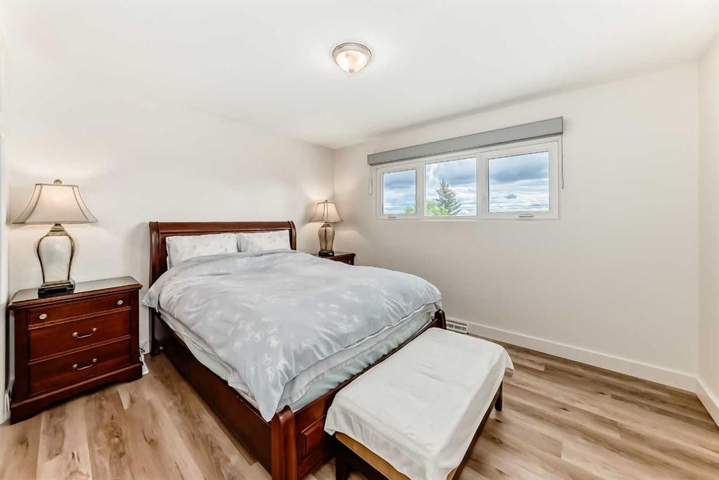 35 Collingwood Place Nw, Calgary, AB