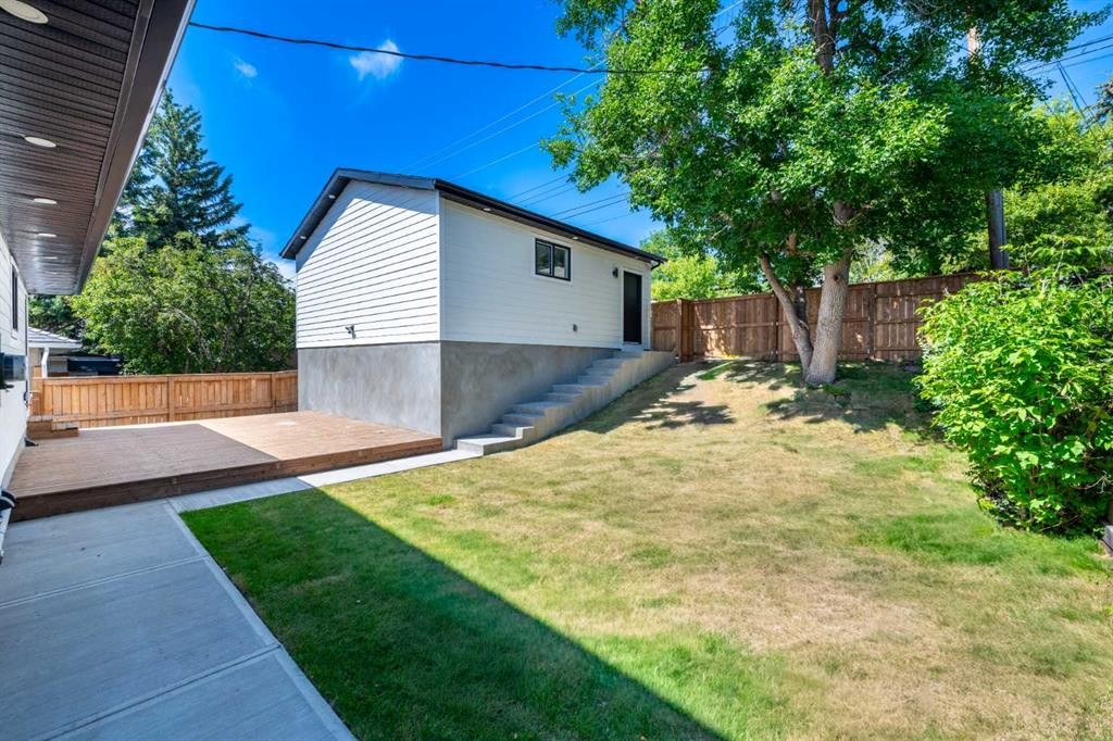 88 Cheyenne Crescent Nw, Calgary, AB - Outdoor