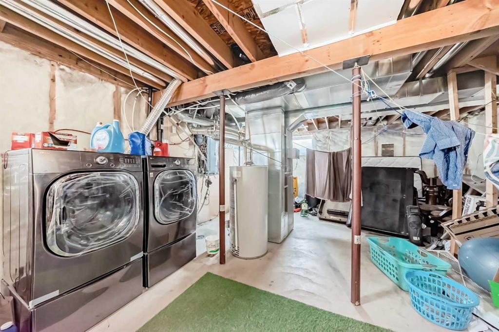 1066 Taradale Drive Ne, Calgary, AB - Indoor Photo Showing Laundry Room