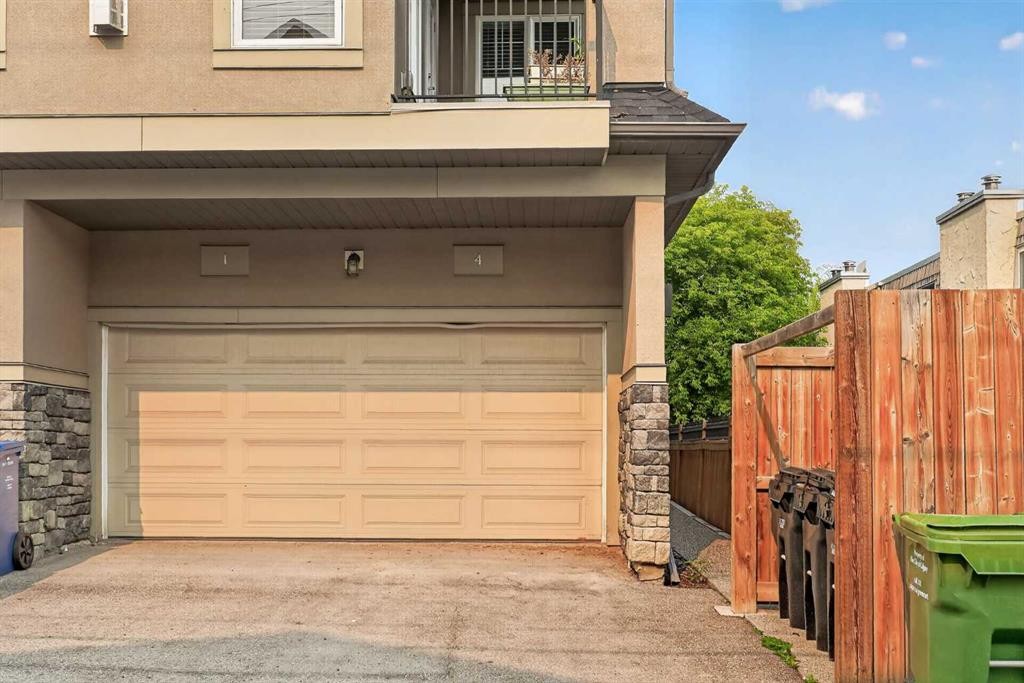 4-2416 30 Street Sw, Calgary, AB - Outdoor With Exterior