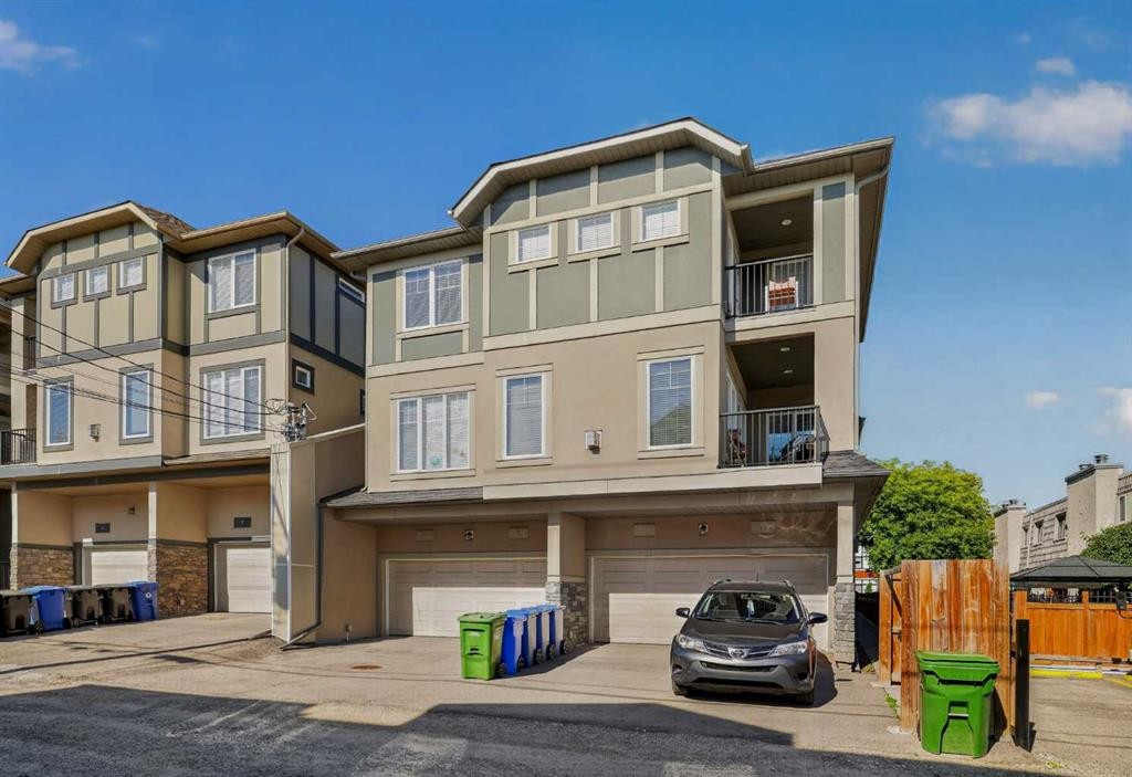 4-2416 30 Street Sw, Calgary, AB - Outdoor With Balcony