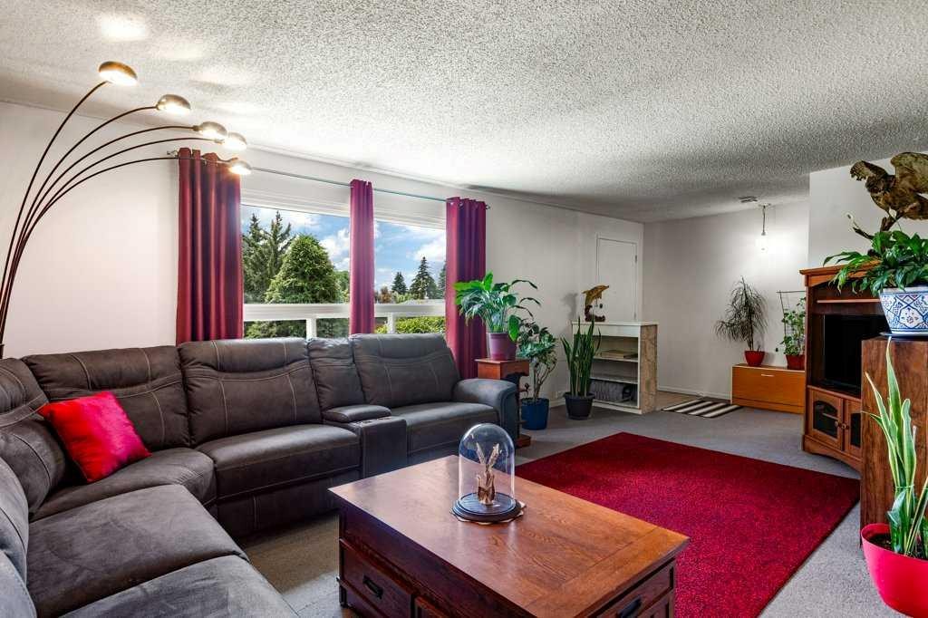 39 Maryvale Crescent Ne, Calgary, AB