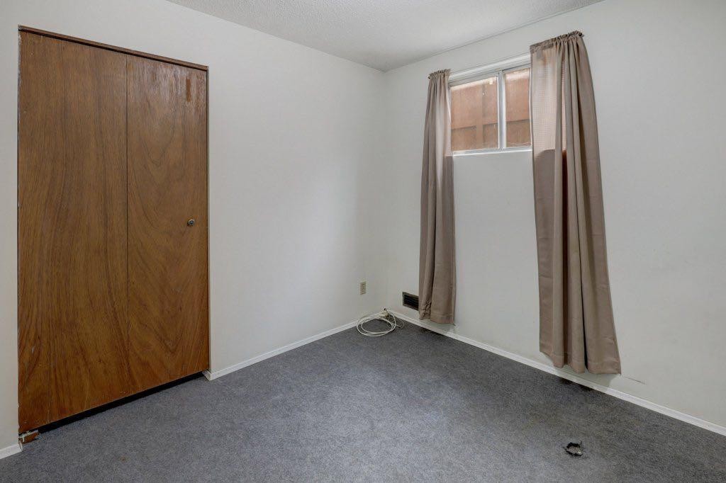 2009 41 Street Se, Calgary, AB - Indoor Photo Showing Other Room