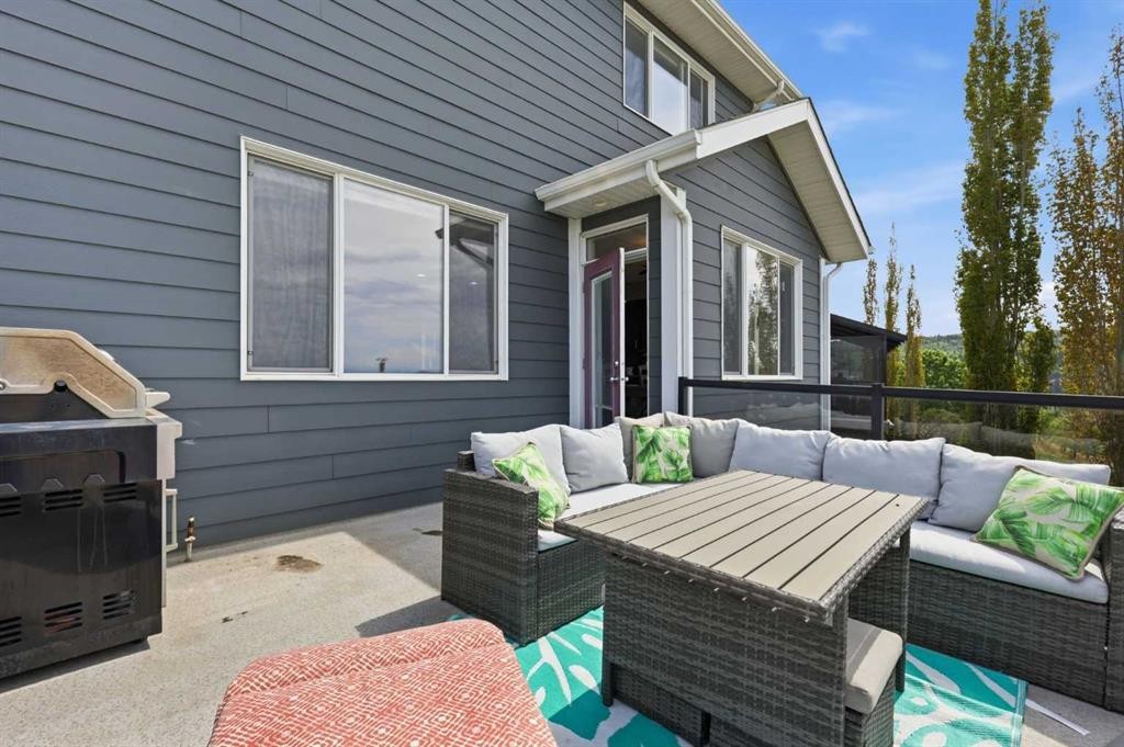 99 Sunset View, Cochrane, AB - Outdoor With Exterior