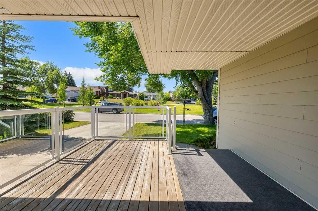 3324 Morley Crescent Nw, Calgary, AB - Outdoor With Deck Patio Veranda With Exterior
