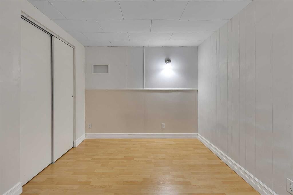 3324 Morley Crescent Nw, Calgary, AB - Indoor Photo Showing Other Room