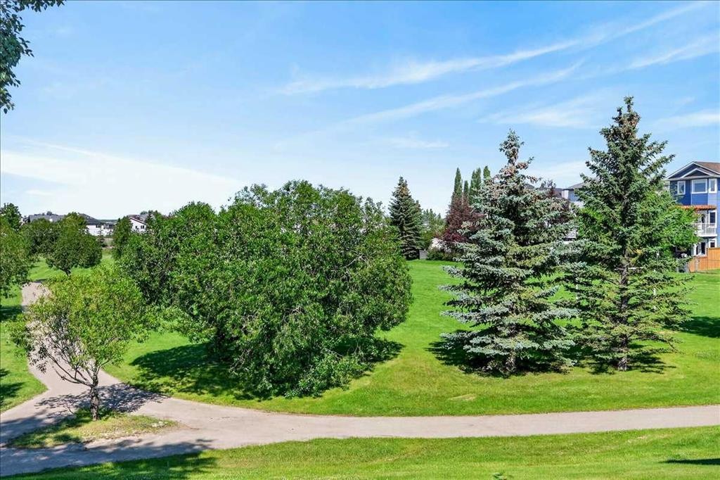 23-33 Stonegate Drive Nw, Airdrie, AB - Outdoor