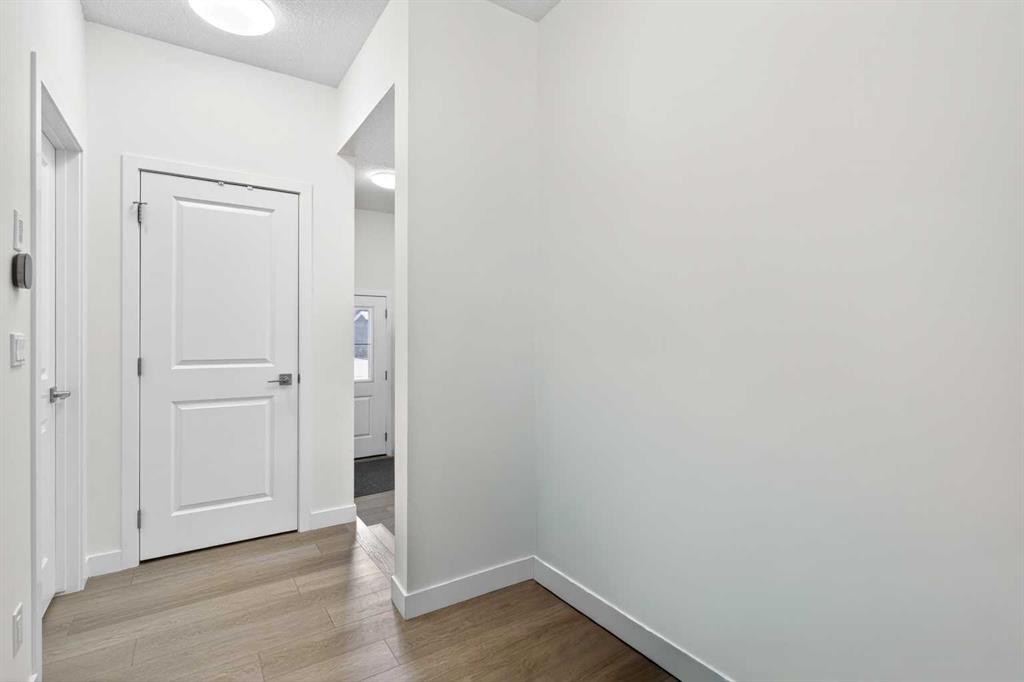 48 Willow Green Sw, Airdrie, AB - Indoor Photo Showing Other Room