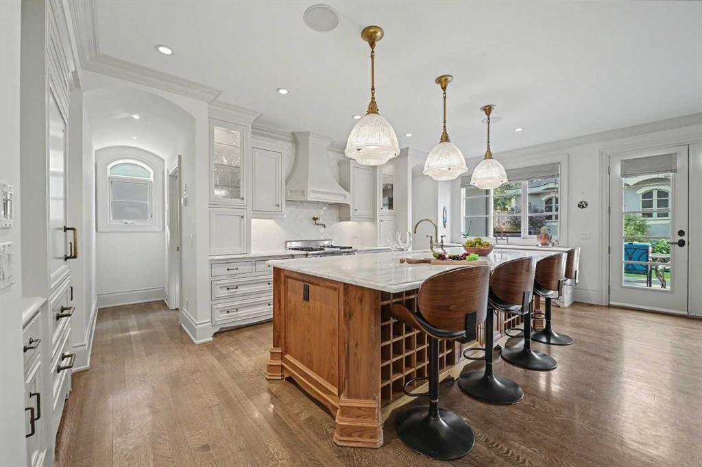 614 Crescent Boulevard Sw, Calgary, AB
