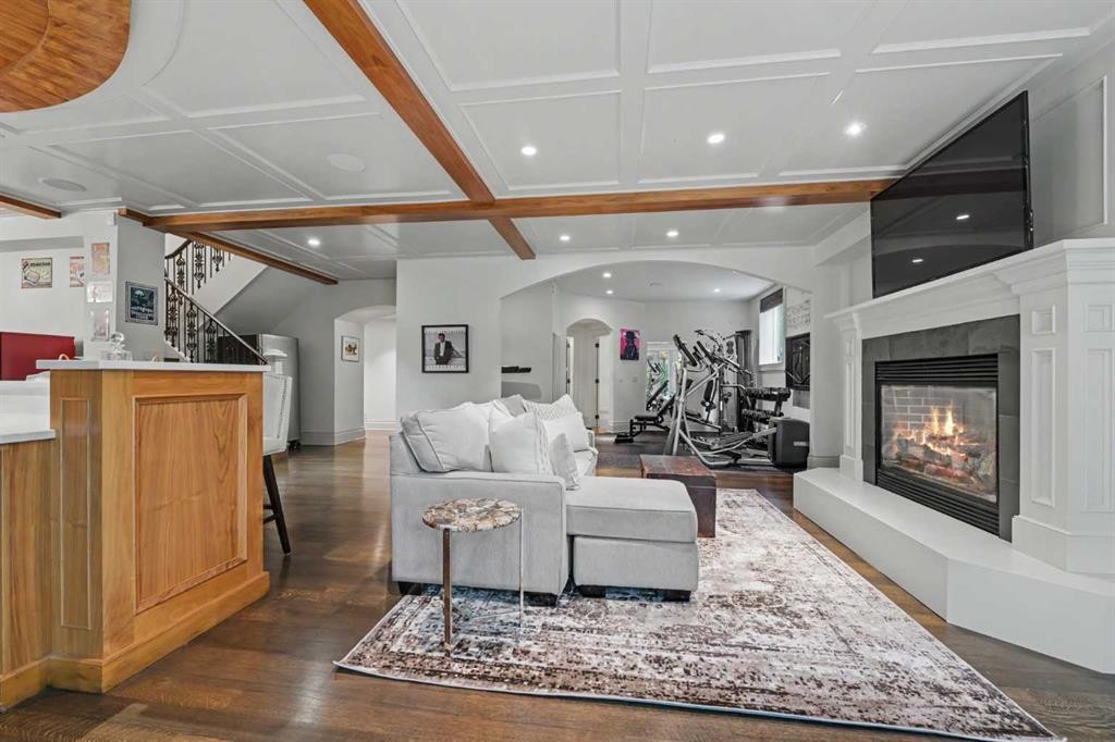 614 Crescent Boulevard Sw, Calgary, AB