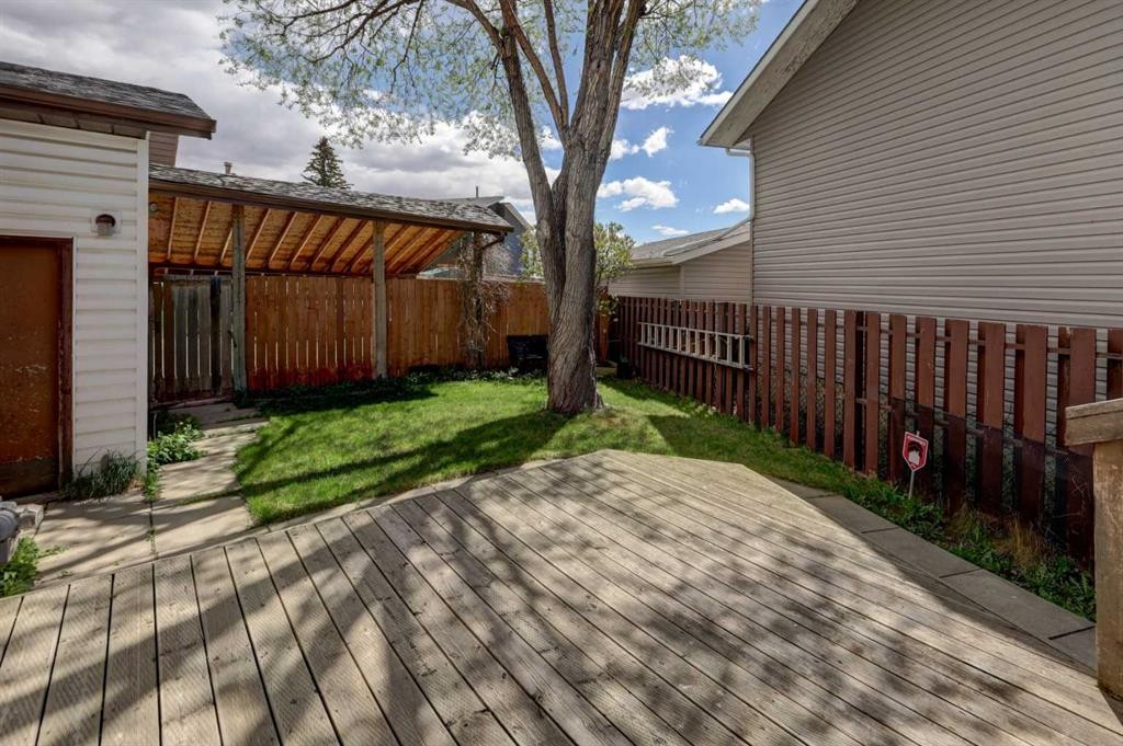 16 Martingrove Mews Ne, Calgary, AB - Outdoor With Deck Patio Veranda With Exterior