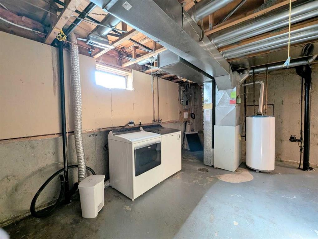 137 Bermuda Drive Nw, Calgary, AB - Indoor Photo Showing Basement