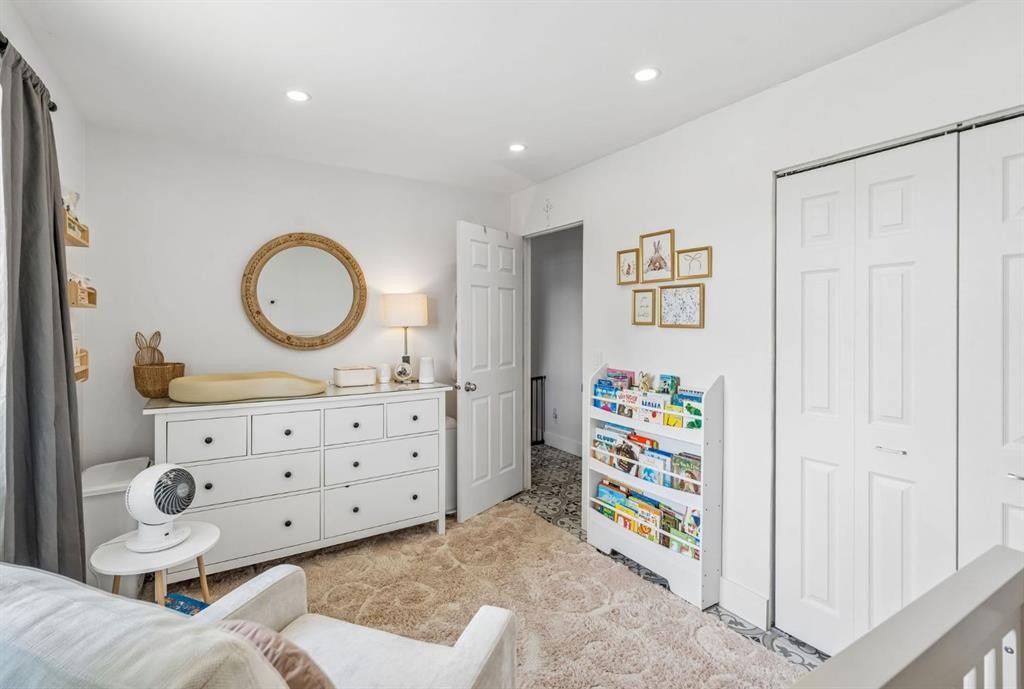 27 Heston Street Nw, Calgary, AB - Indoor Photo Showing Bedroom
