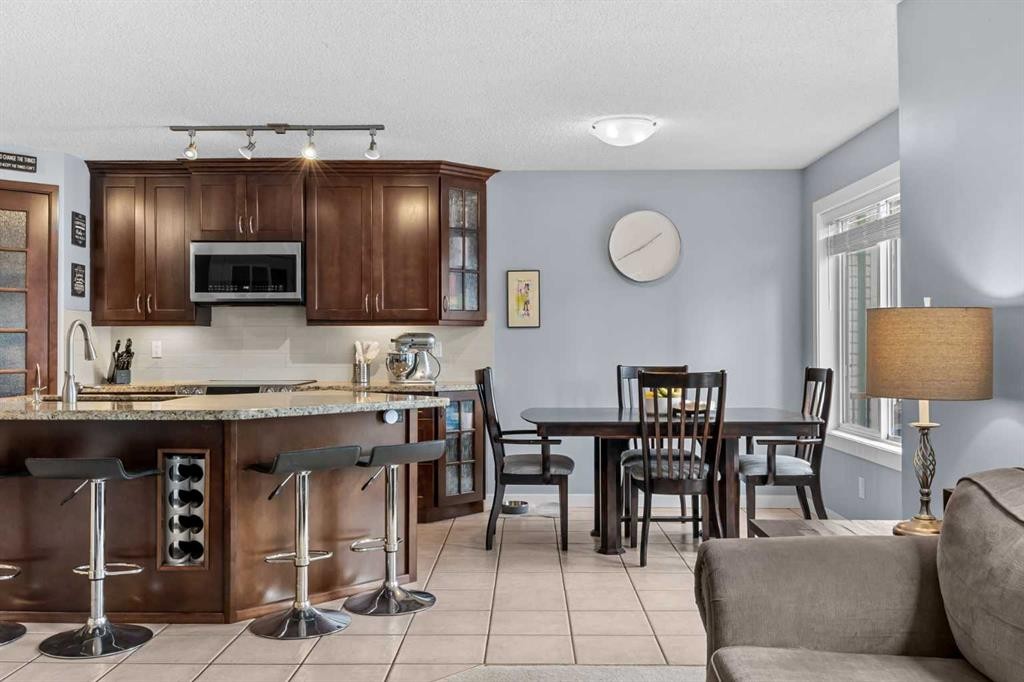 109 Hidden Valley Grove Nw, Calgary, AB - Indoor