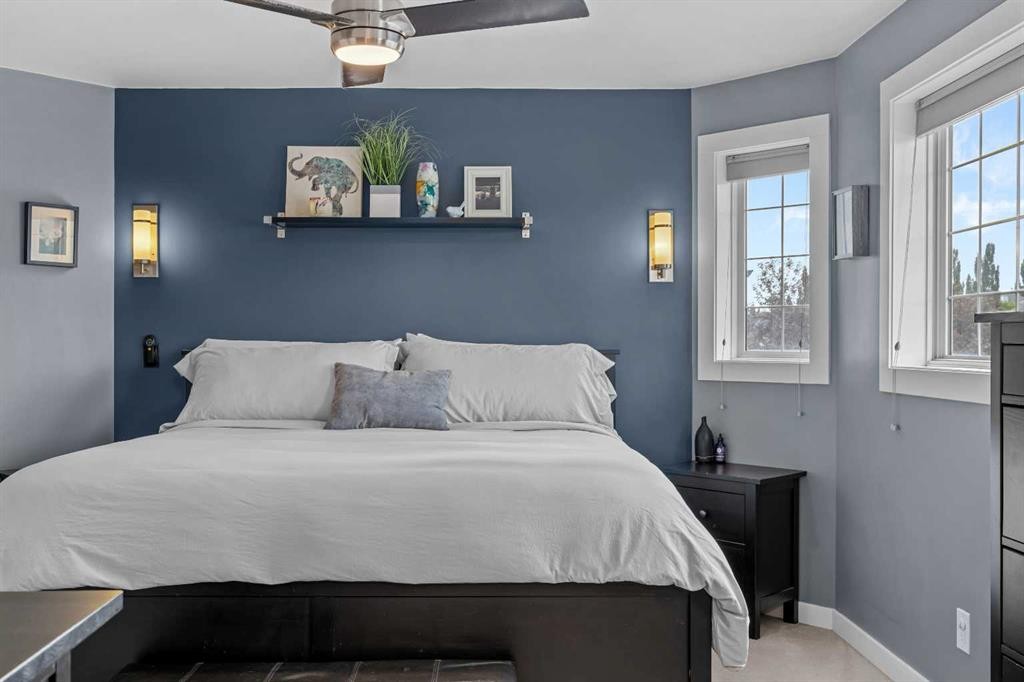 109 Hidden Valley Grove Nw, Calgary, AB - Indoor Photo Showing Bedroom