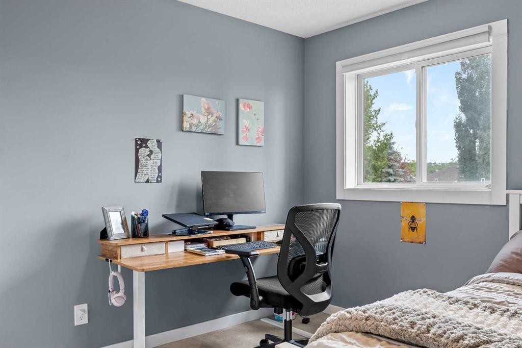 109 Hidden Valley Grove Nw, Calgary, AB - Indoor Photo Showing Office