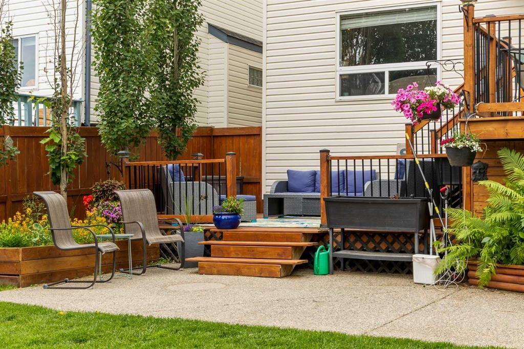 109 Hidden Valley Grove Nw, Calgary, AB - Outdoor With Deck Patio Veranda With Exterior