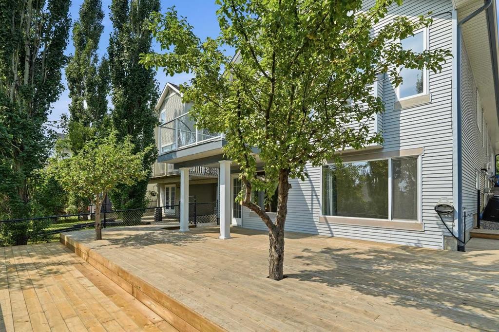 288 Springborough Way Sw, Calgary, AB - Outdoor With Deck Patio Veranda
