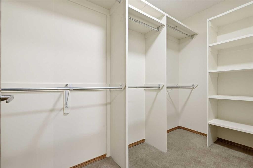 135 Shawnee Rise Sw, Calgary, AB - Indoor With Storage
