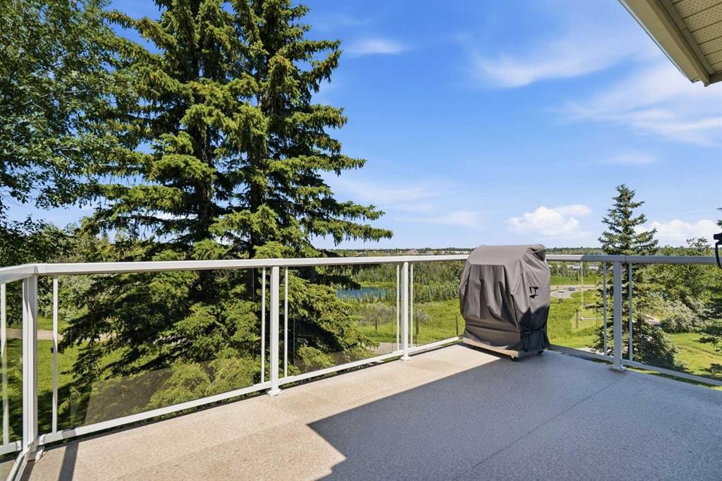 135 Shawnee Rise Sw, Calgary, AB - Outdoor With View