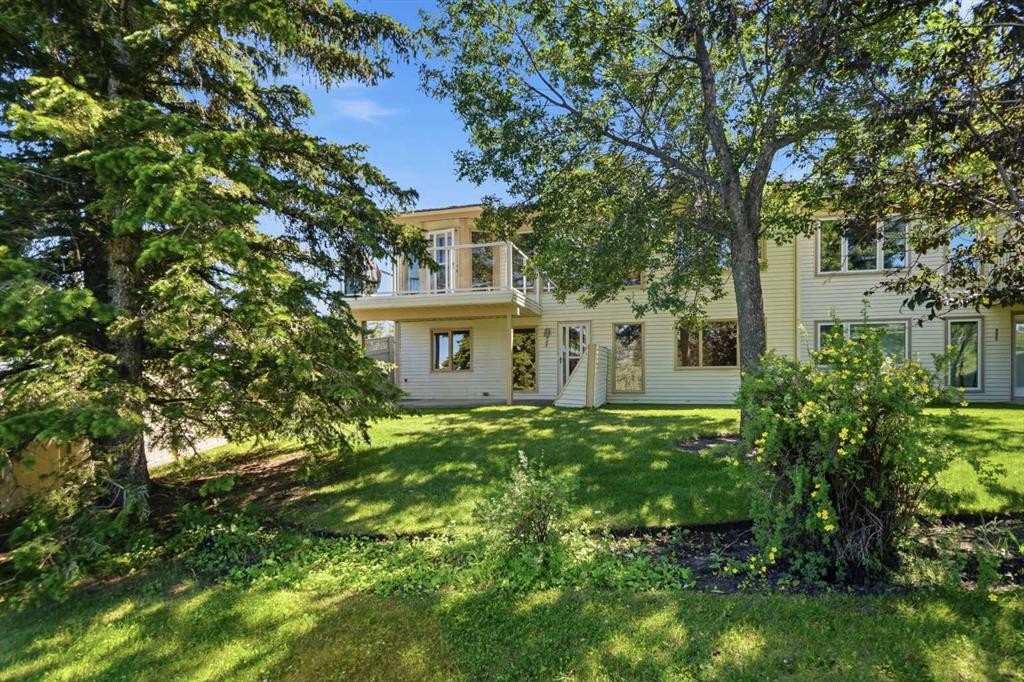 135 Shawnee Rise Sw, Calgary, AB - Outdoor
