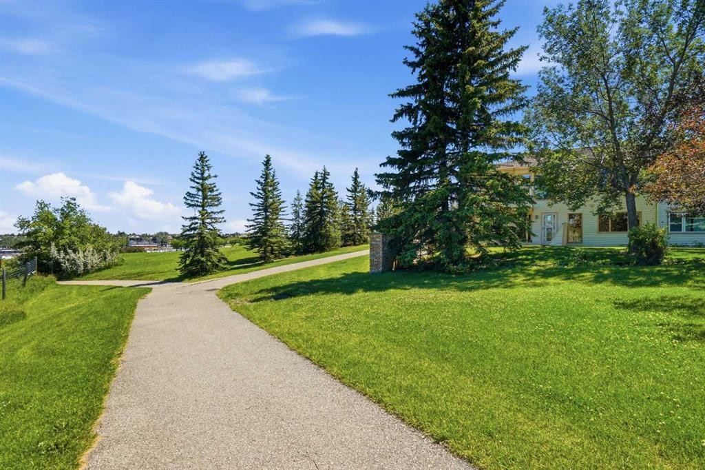 135 Shawnee Rise Sw, Calgary, AB - Outdoor