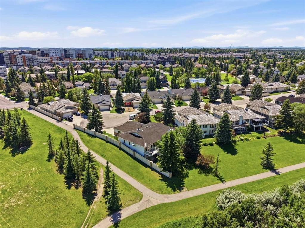 135 Shawnee Rise Sw, Calgary, AB - Outdoor With View