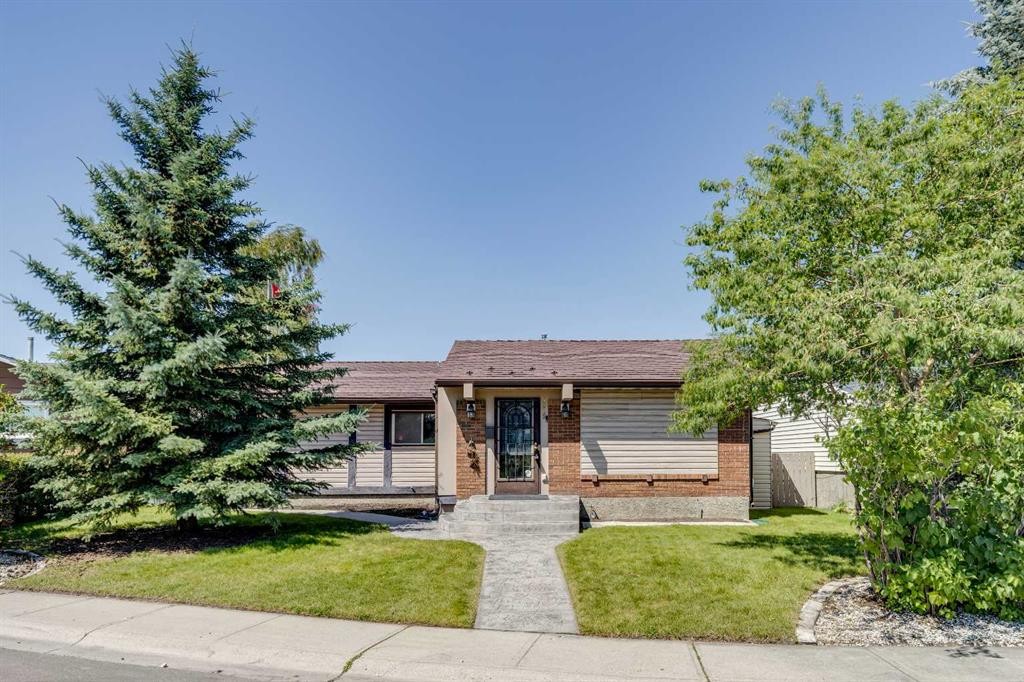 4819 Rundlewood Drive Ne, Calgary, AB - Outdoor