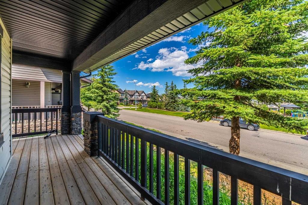15 Panora Square Nw, Calgary, AB - Outdoor