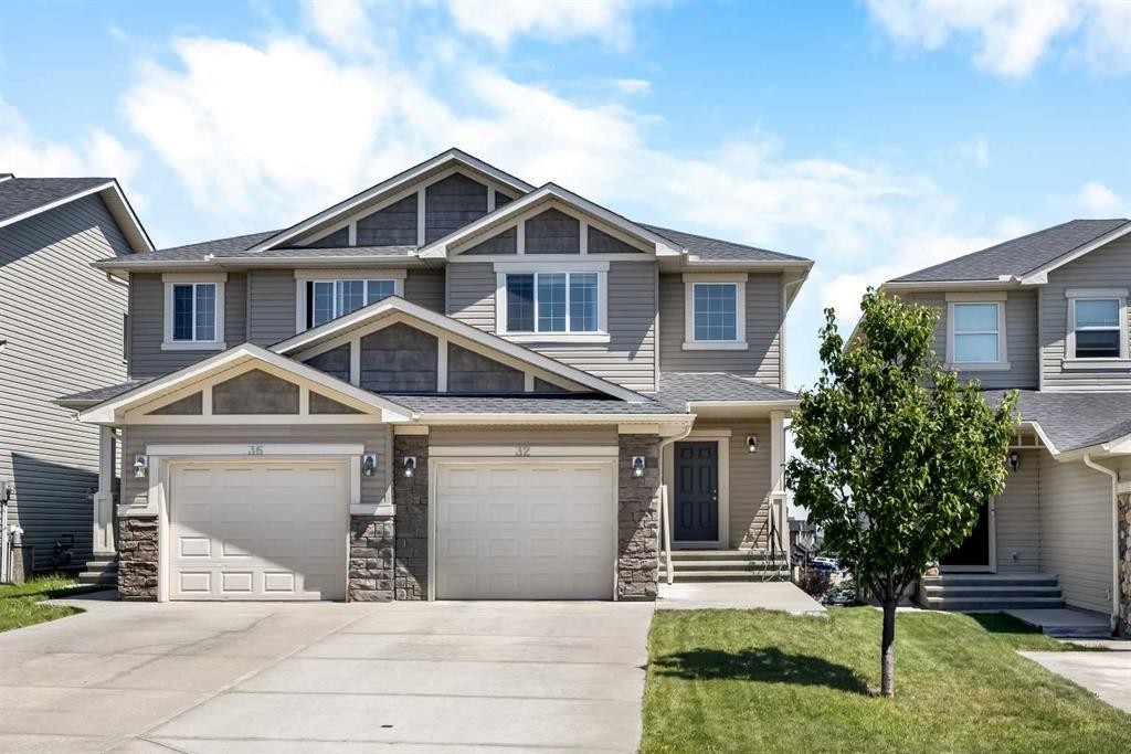 32 Panatella Common Nw, Calgary, AB - Outdoor With Facade