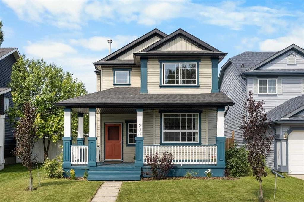 223 Coventry Road Ne, Calgary, AB - Outdoor With Facade