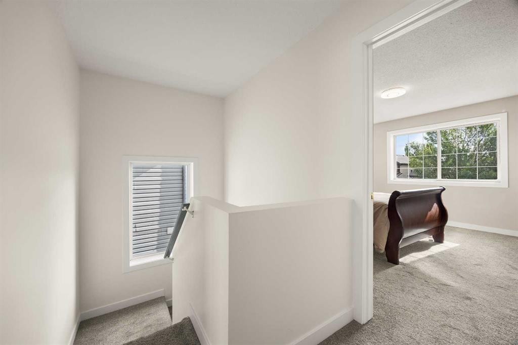 223 Coventry Road Ne, Calgary, AB - Indoor Photo Showing Other Room