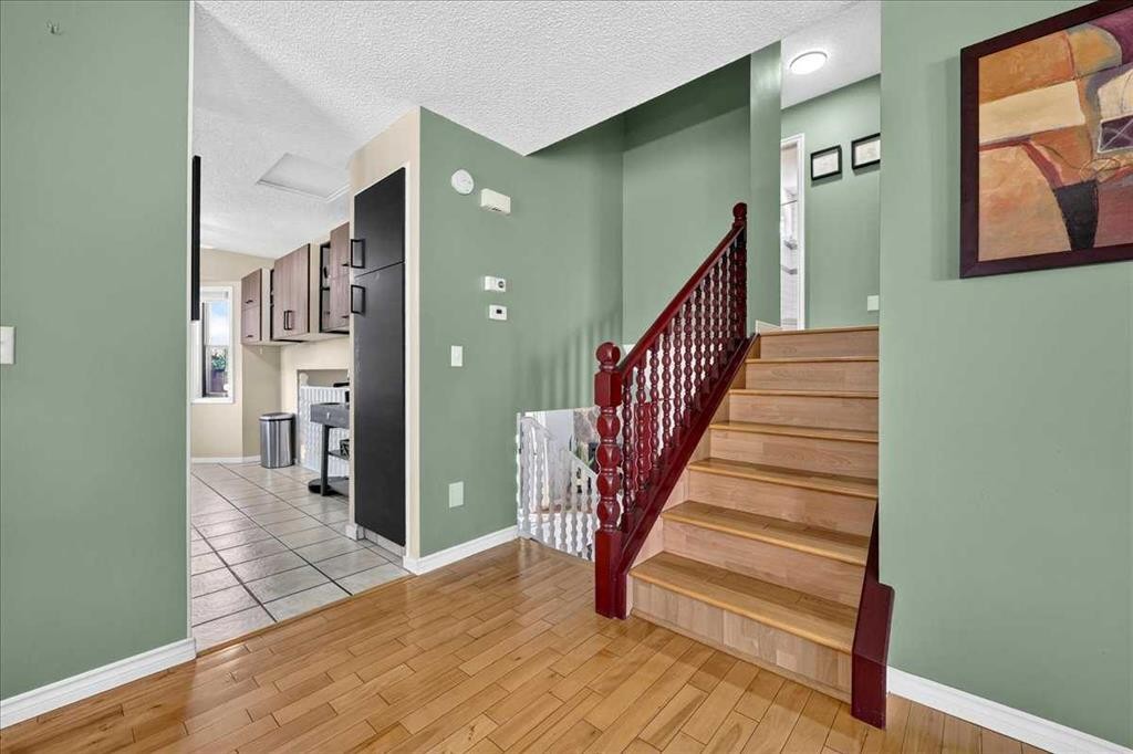 172 Whitehaven Road Ne, Calgary, AB