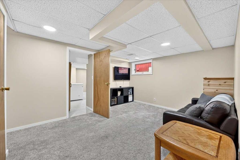 172 Whitehaven Road Ne, Calgary, AB