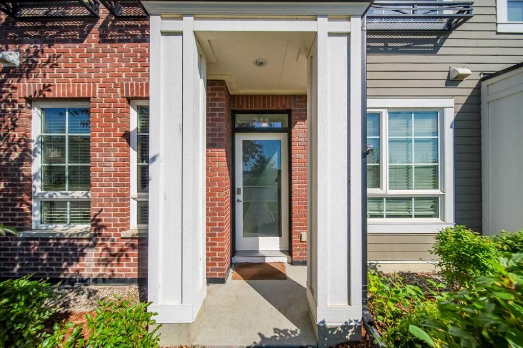 211 Copperpond Common Se, Calgary, AB - Outdoor