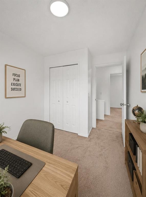 605-6223 31 Avenue Nw, Calgary, AB - Indoor Photo Showing Office