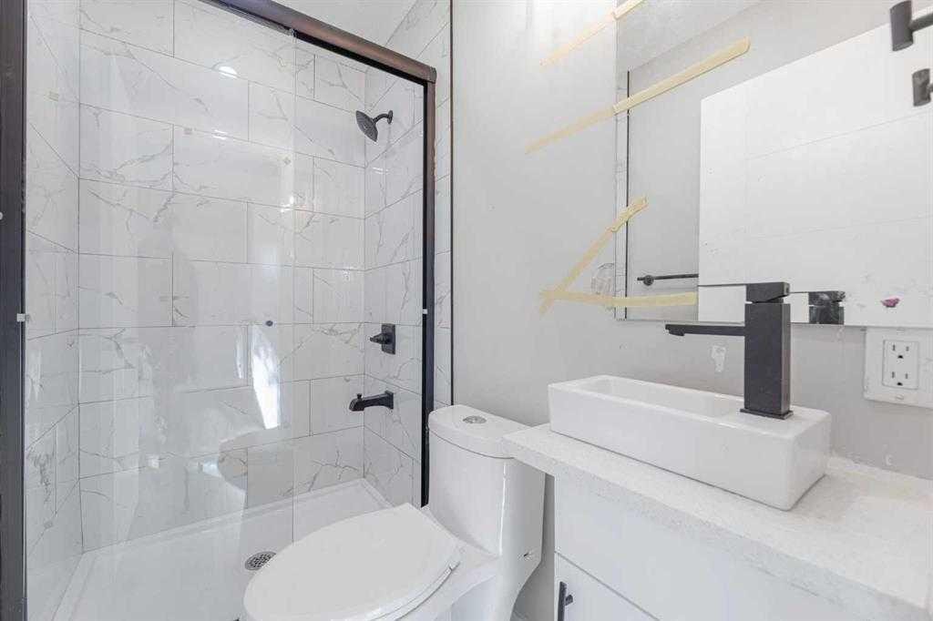 3239 Dovercliife Road Se, Calgary, AB