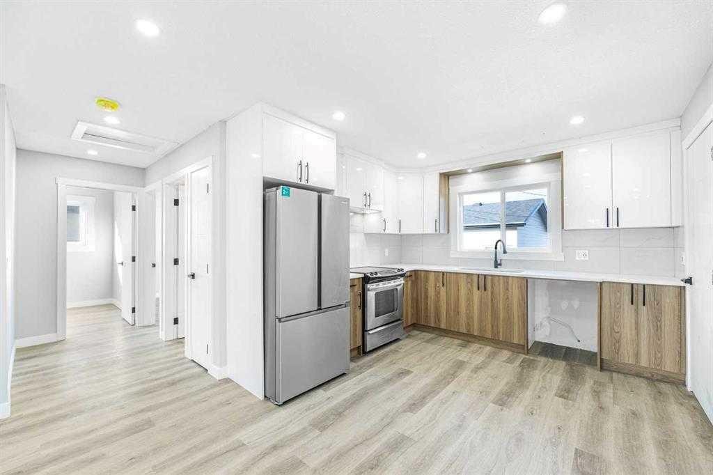 3239 Dovercliife Road Se, Calgary, AB