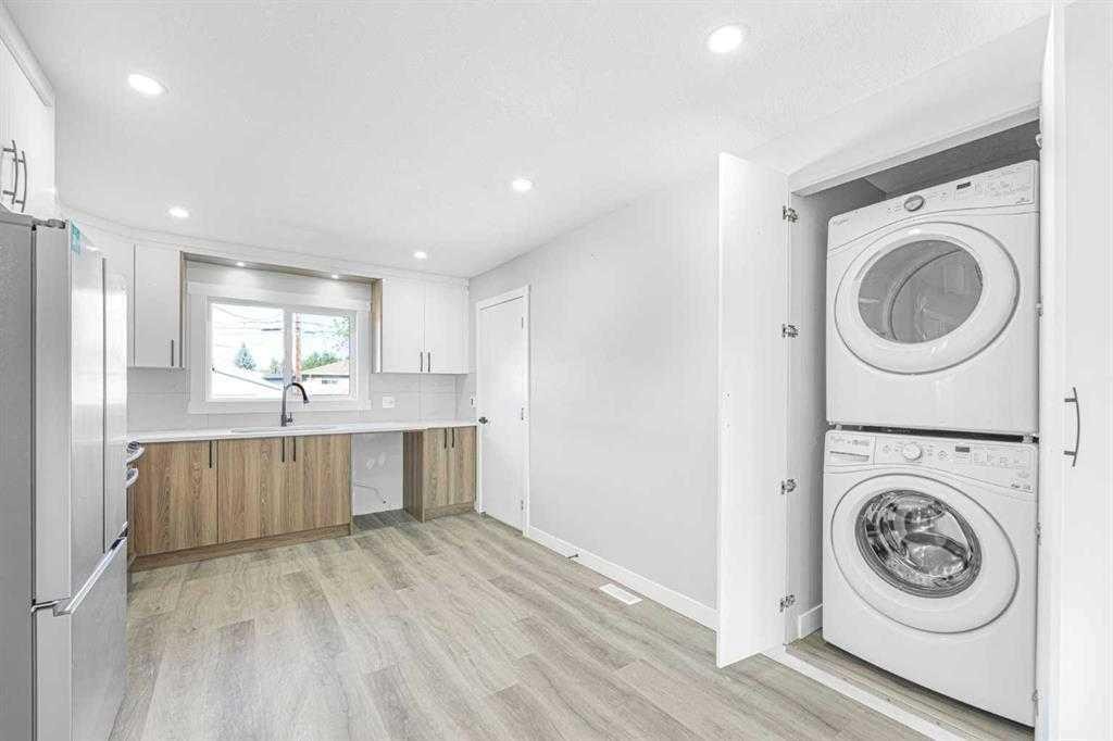 3239 Dovercliife Road Se, Calgary, AB